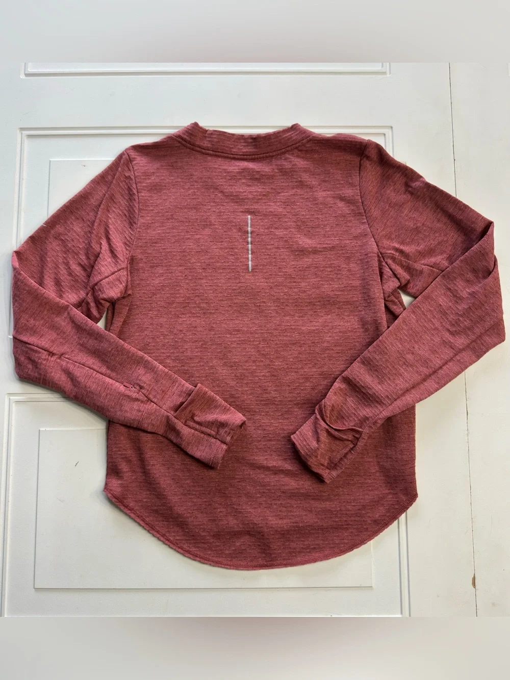 Nike Running Dri-Fit Women’s Sz S Coral Textured Running Sweatshirt Top - Picture 7 of 7
